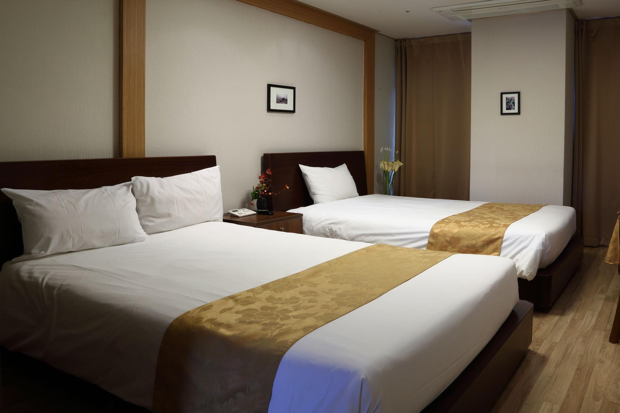 Incheon The Hotel Yeongjong Exteriör bild