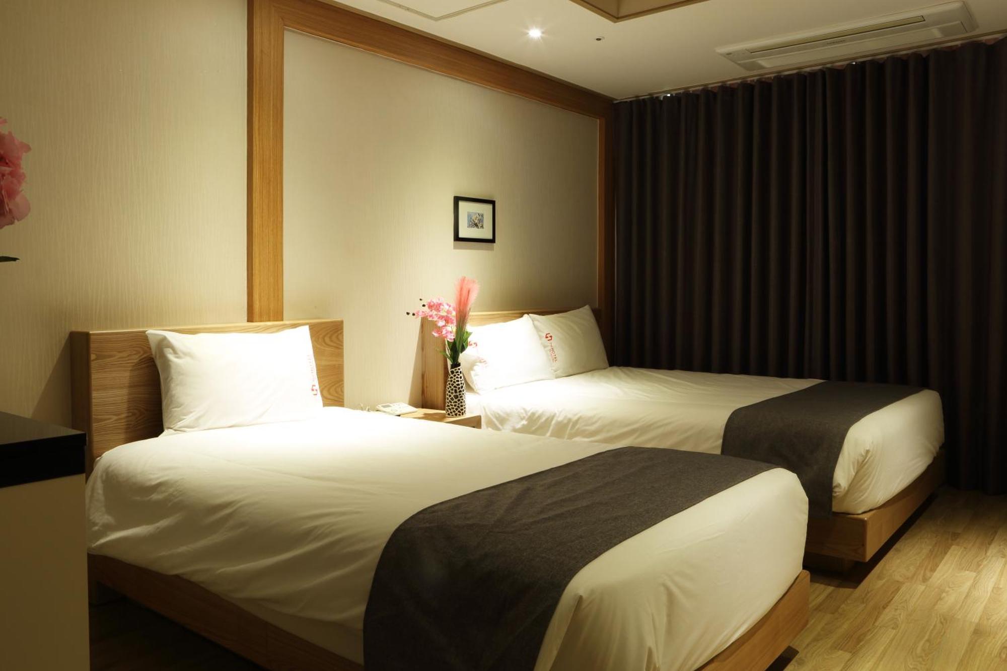 Incheon The Hotel Yeongjong Exteriör bild